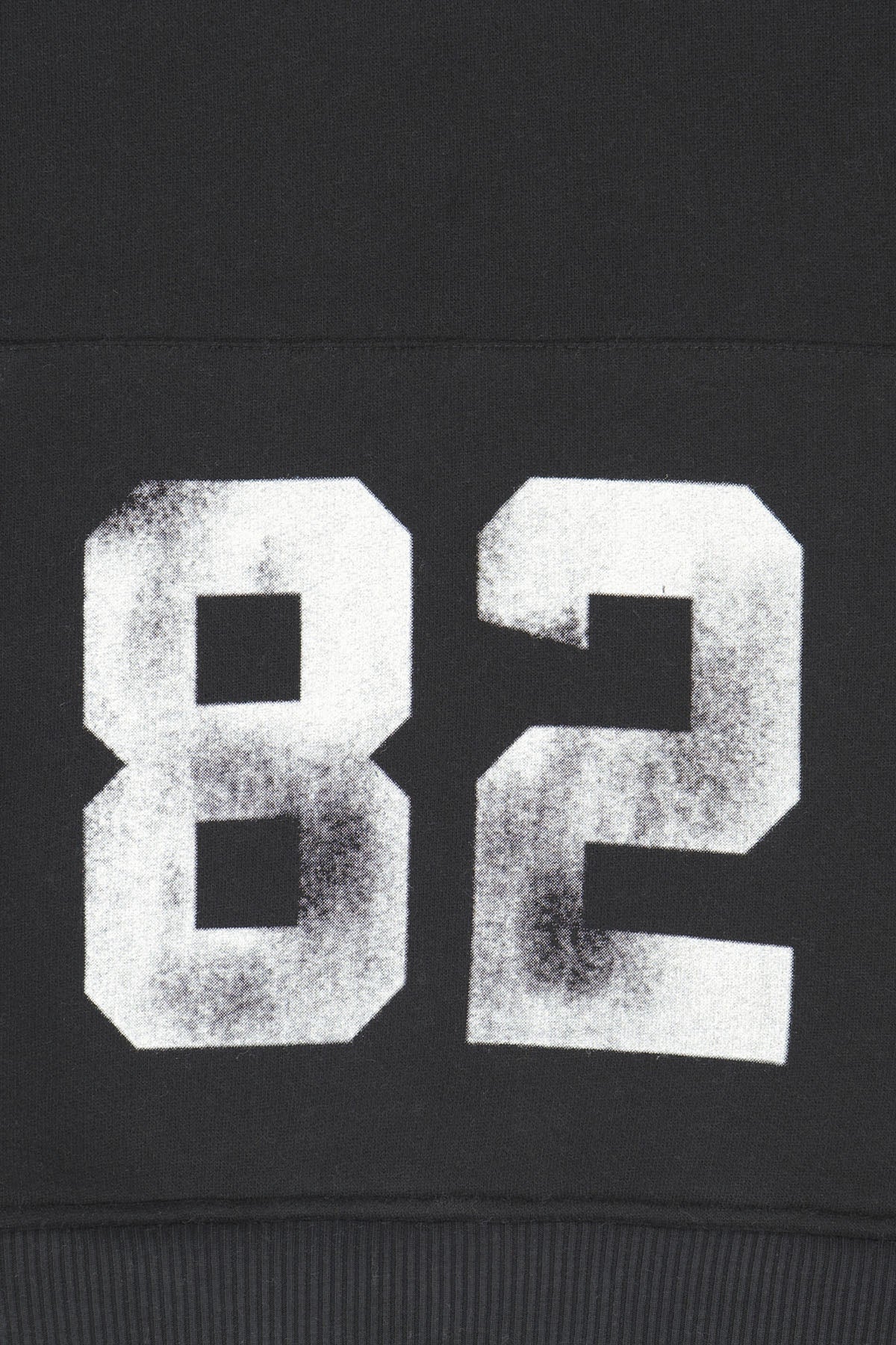 82 HOODIE BLACK - Image 6