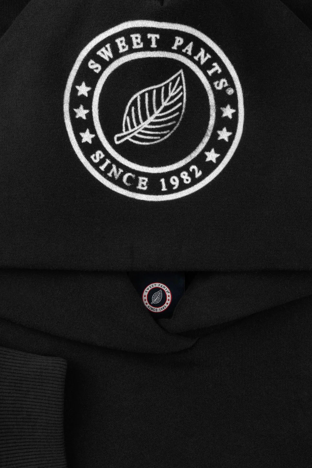 82 HOODIE BLACK - Image 3