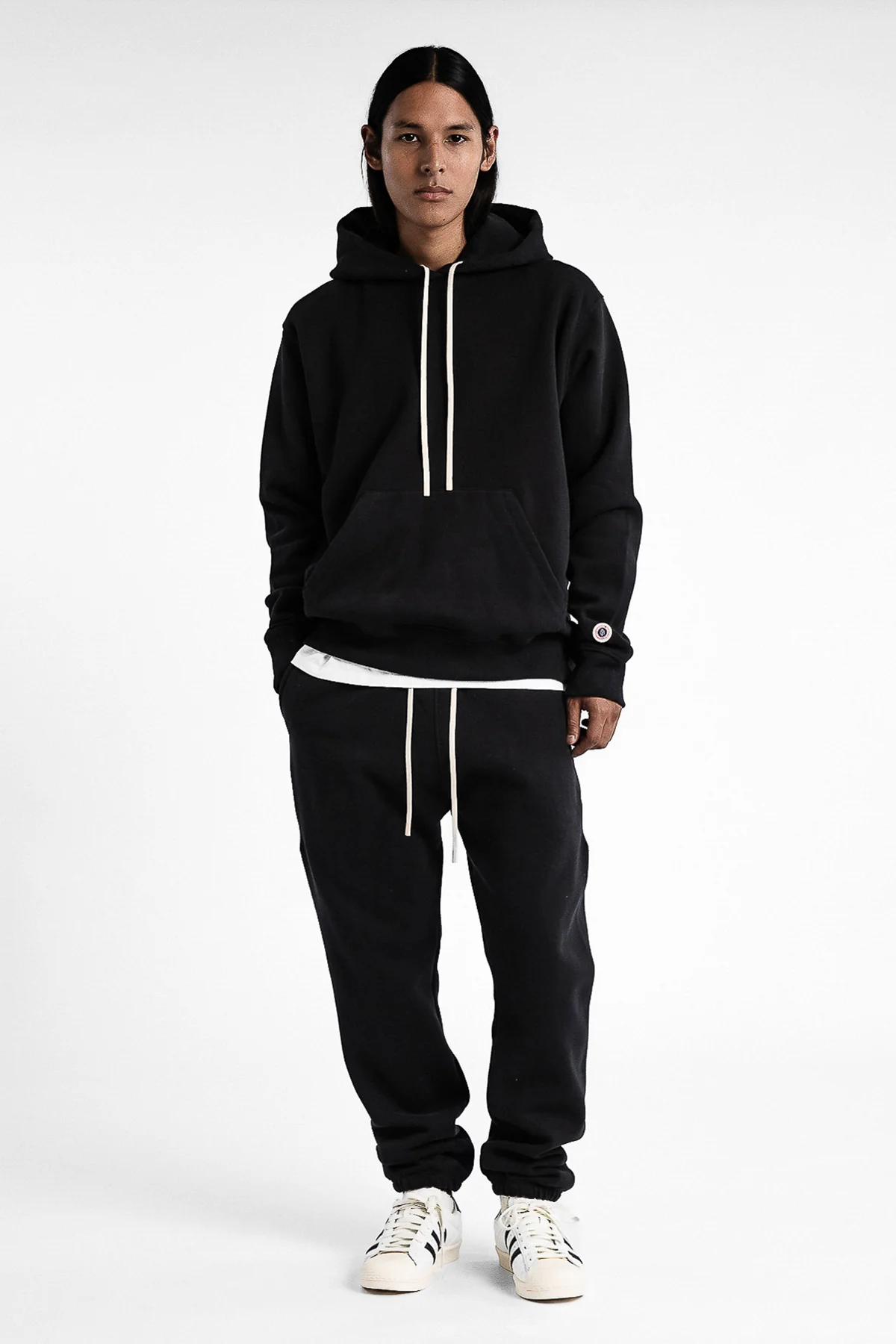 F ICONIC HOOD BLACK - Image 2