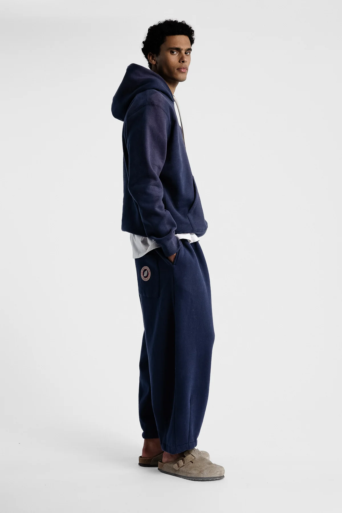 F ICONIC HOOD NIGHT - Image 7