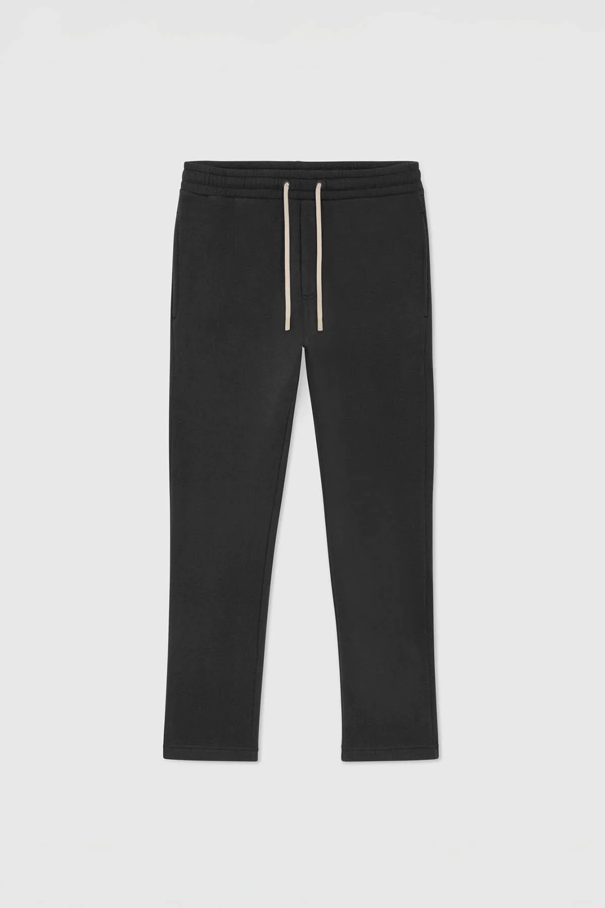 F ICONIC STRAIGHT BLACK
