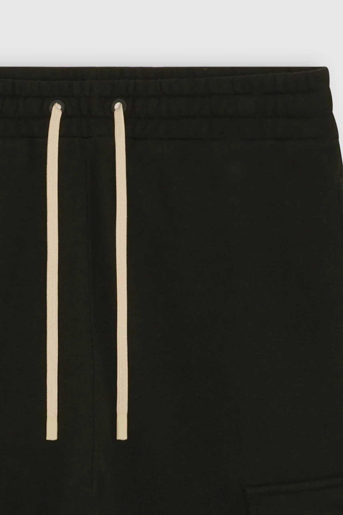 ICONIC SHORT CARGO BLACK - Image 3