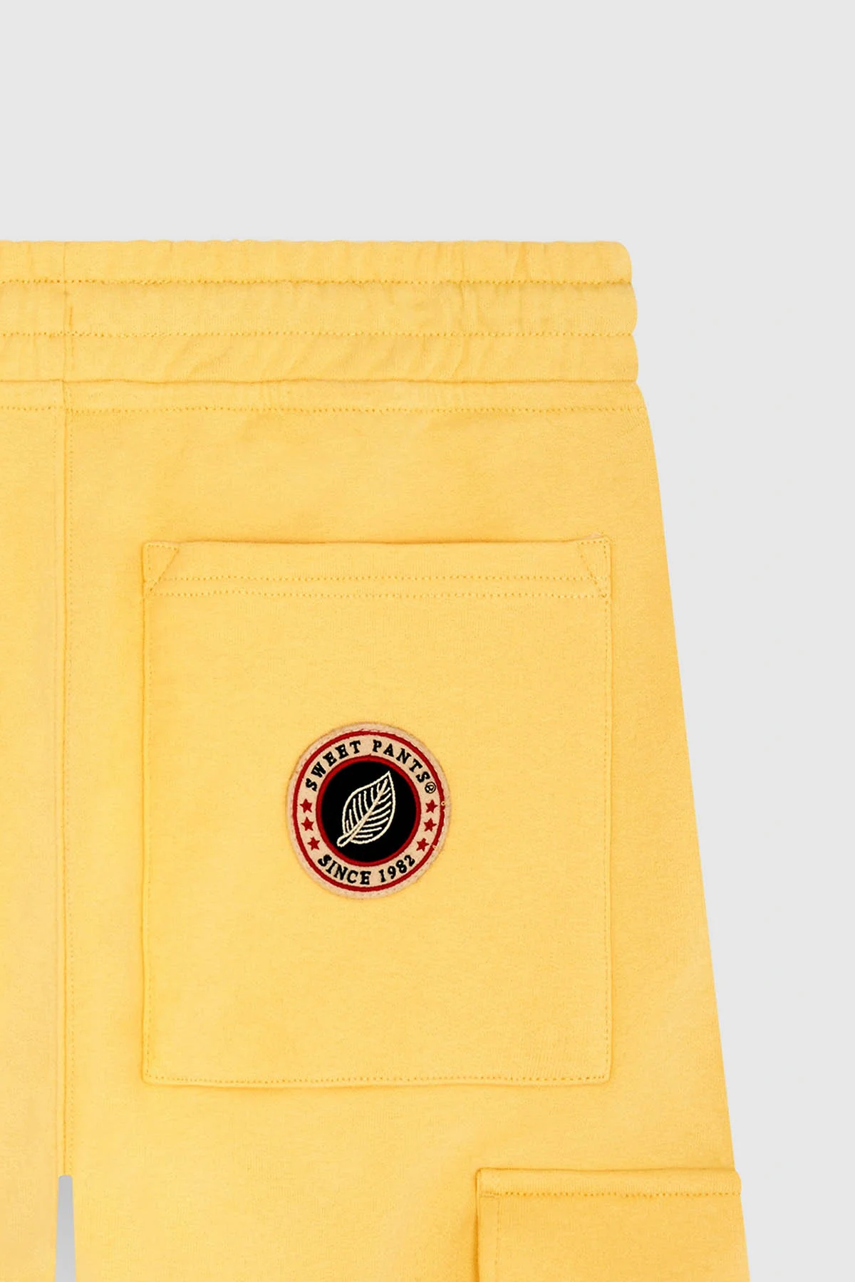 ICONIC SHORT CARGO GOLDEN - Image 4
