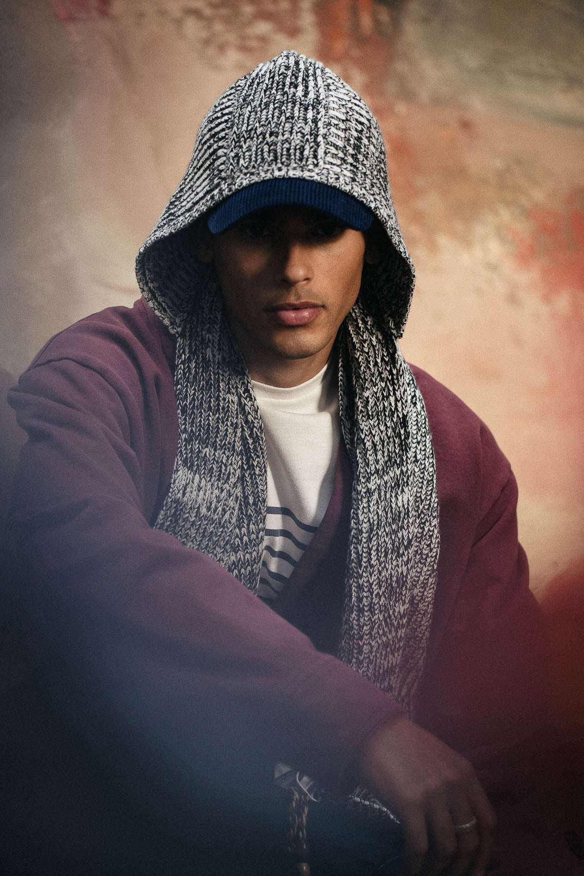 LA CAPUCHE BLACK WHITE - Image 5