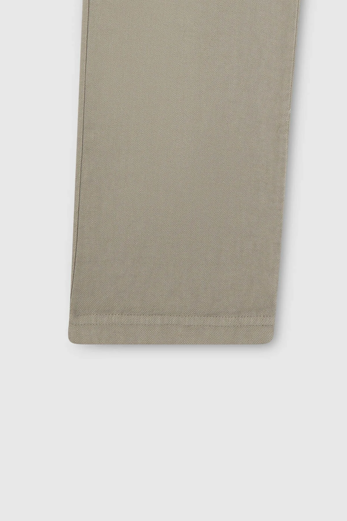 LINEN TAPER IRON - Image 4