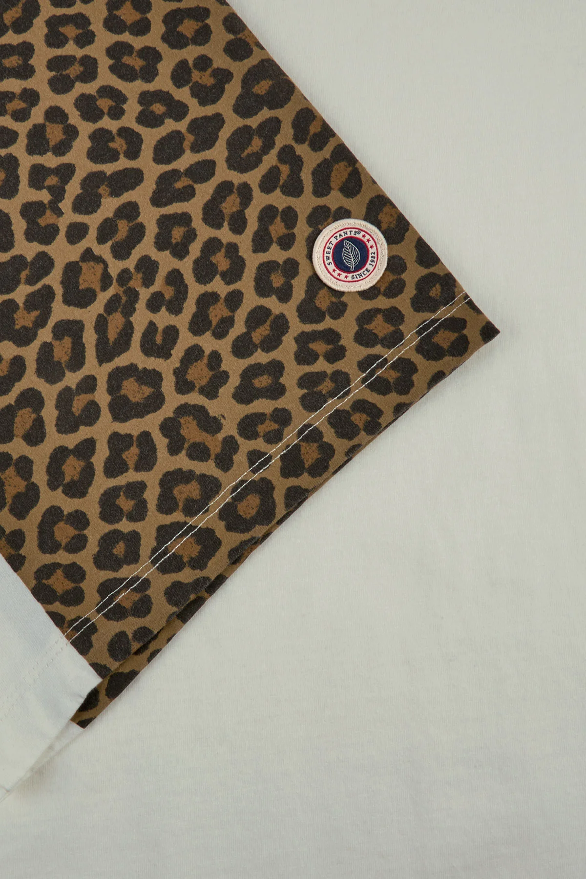 SHOULDER TEE LEOPARD - Image 4