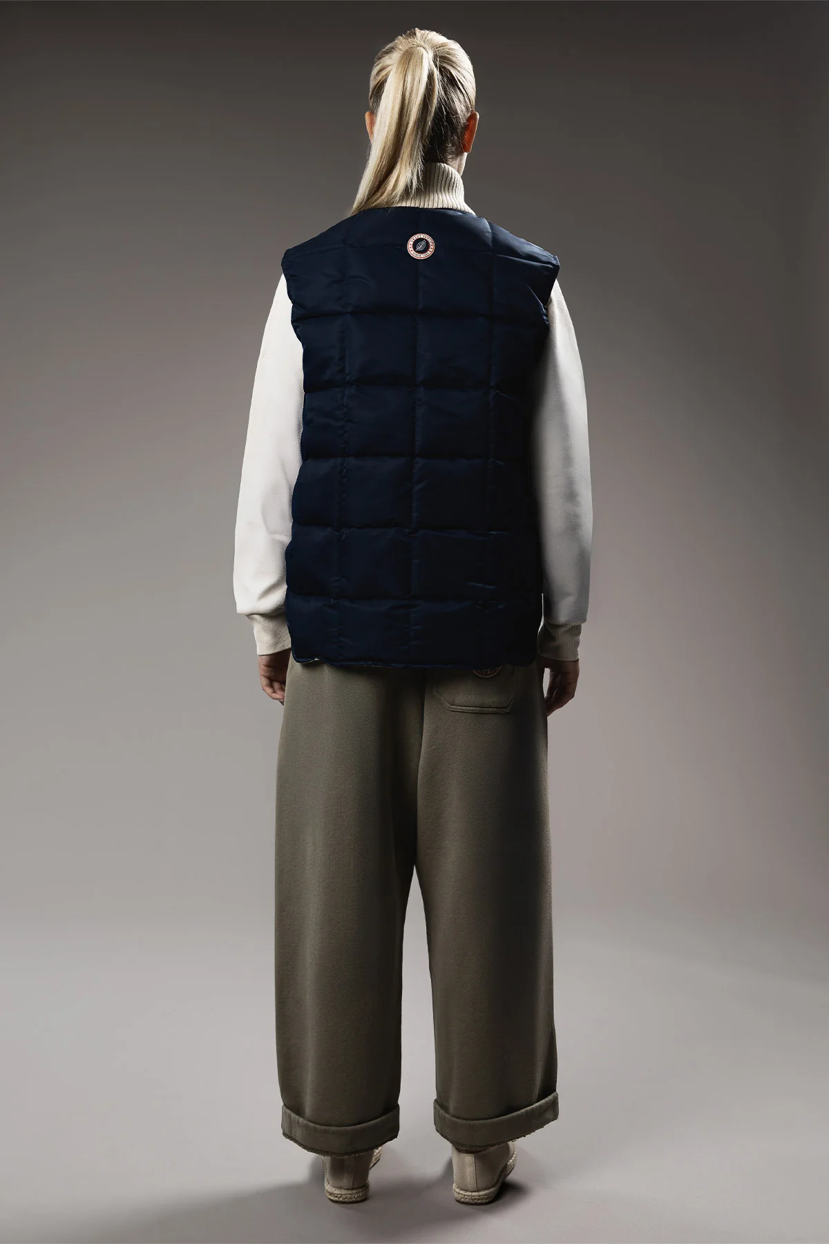 SLEEVELESS JACK NIGHT - Image 10