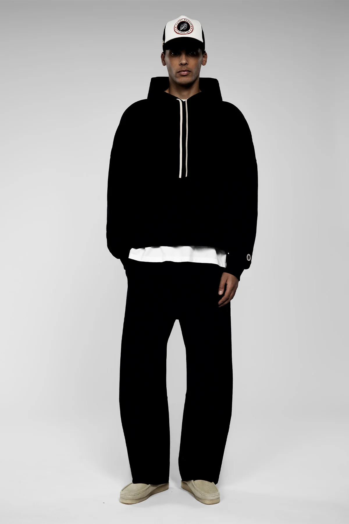 T BOXY HOOD BLACK - Image 5